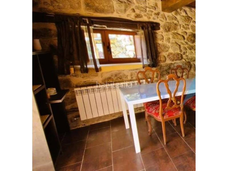 Foto edc81aa8-c1d4-4f47-b324-db8c6b5794b7. Lloguer edifici a Celanova Foto edc81aa8-c1d4-4f47-b324-db8c6b5794b7. Lloguer edifici a Celanova