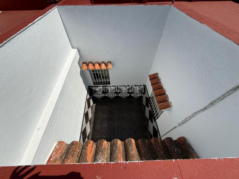 Foto 95b1f2e7-3b03-4449-86c8-ee6766dc8230. Casa pareada casa en venta en Barbate Barbate Foto 95b1f2e7-3b03-4449-86c8-ee6766dc8230. Casa pareada casa en venta en Barbate Barbate