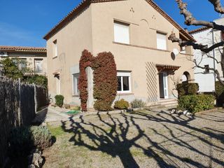 Rent House Carrer major. Casa a l´ametlla del vallès Rent House Carrer major. Casa a l´ametlla del vallès