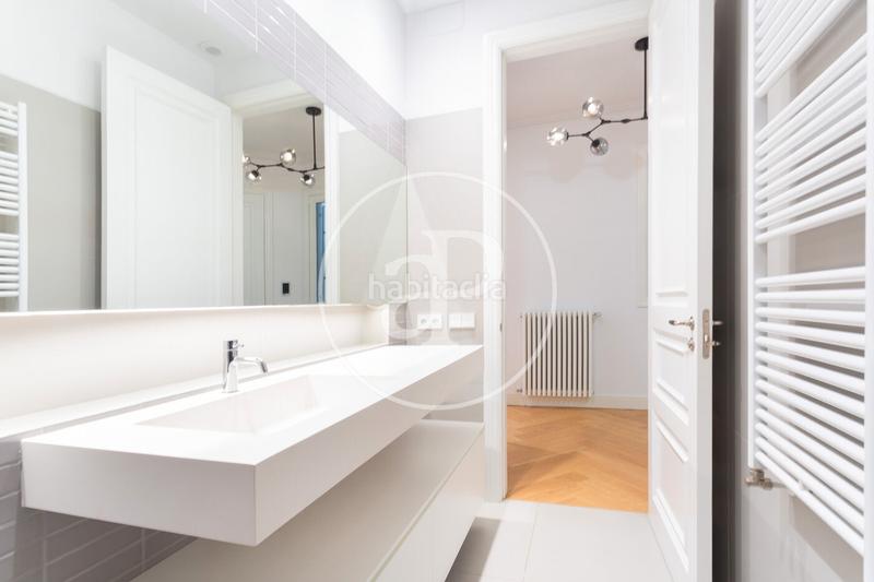 Foto e604e173-39dd-421b-ab17-08875ca0cbfe. Rent flat with heating pool in Dreta de l´Eixample Barcelona Foto e604e173-39dd-421b-ab17-08875ca0cbfe. Rent flat with heating pool in Dreta de l´Eixample Barcelona