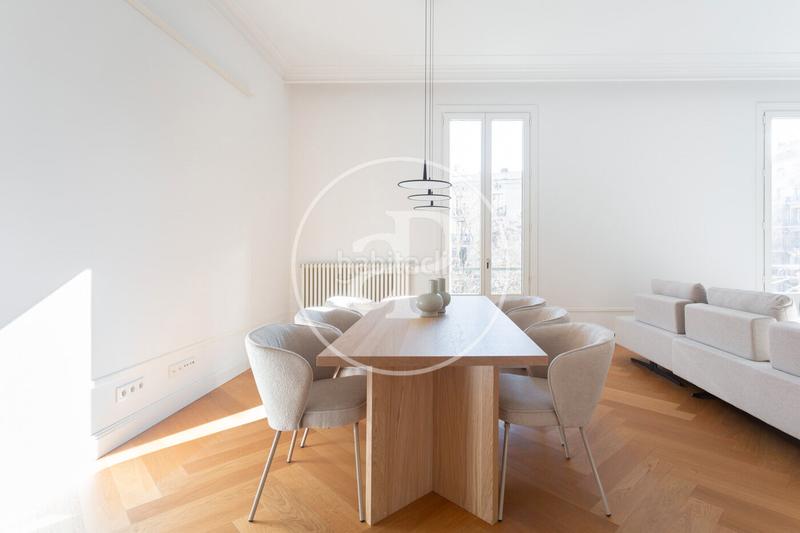 Foto f4cf199d-efe9-4e0b-a63a-1a9fcd49058b. Rent flat with heating pool in Dreta de l´Eixample Barcelona Foto f4cf199d-efe9-4e0b-a63a-1a9fcd49058b. Rent flat with heating pool in Dreta de l´Eixample Barcelona