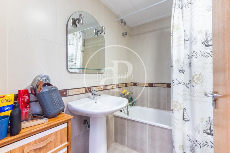 Foto 5cb4a9a4-7f83-418a-9ac2-2a8d9705fc3b. Casa aparellada amb calefacció aparcament piscina a Burriana Foto 5cb4a9a4-7f83-418a-9ac2-2a8d9705fc3b. Casa aparellada amb calefacció aparcament piscina a Burriana