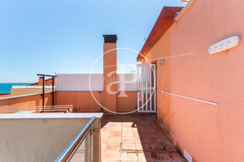 Foto 684b099d-0dfb-4a0d-910b-4705a8fe6e69. Casa aparellada amb calefacció aparcament piscina a Burriana Foto 684b099d-0dfb-4a0d-910b-4705a8fe6e69. Casa aparellada amb calefacció aparcament piscina a Burriana