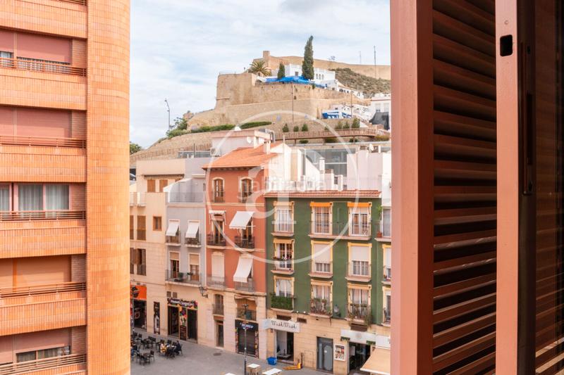 Foto e7acdeb1-728b-400b-8db9-9814bb96e5db. Pis amb calefacció a Barrio del Centro Alicante Foto e7acdeb1-728b-400b-8db9-9814bb96e5db. Pis amb calefacció a Barrio del Centro Alicante