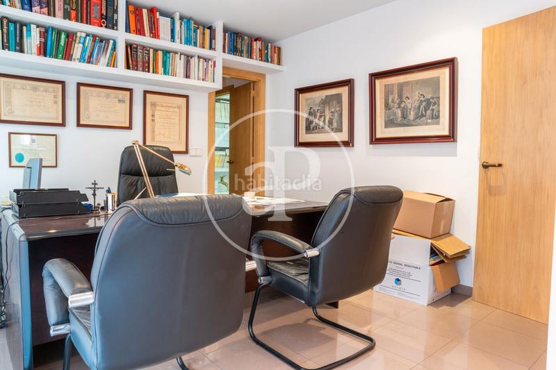 Foto f53c12eb-b2bb-45a1-86b7-938ed5a81c56. Pis amb calefacció a Barrio del Centro Alicante Foto f53c12eb-b2bb-45a1-86b7-938ed5a81c56. Pis amb calefacció a Barrio del Centro Alicante