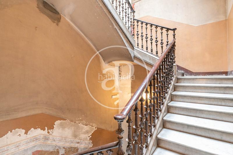 Foto 0e245297-7260-4d74-a464-89793c7c41d9. Pis amb calefacció a Gòtic Barcelona Foto 0e245297-7260-4d74-a464-89793c7c41d9. Pis amb calefacció a Gòtic Barcelona