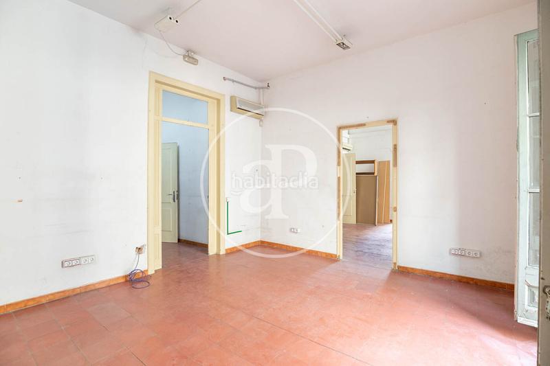 Foto 6136e033-a828-4dc2-8ef0-942290e15a56. Pis amb calefacció a Gòtic Barcelona Foto 6136e033-a828-4dc2-8ef0-942290e15a56. Pis amb calefacció a Gòtic Barcelona