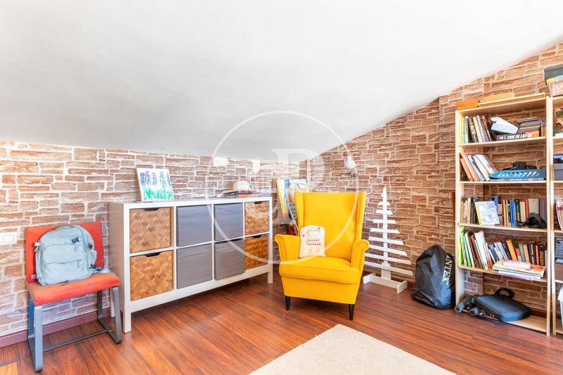 Foto 536b17a8-4d97-497f-b261-a93e117cda65. Maison jumelée avec chauffage parking dans Nuevo Centro Sagunt Foto 536b17a8-4d97-497f-b261-a93e117cda65. Maison jumelée avec chauffage parking dans Nuevo Centro Sagunt