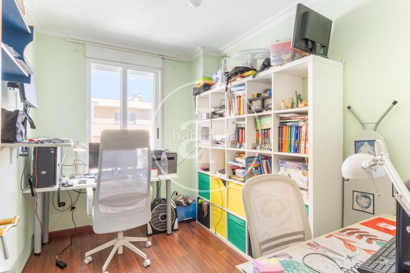 Foto 651a9eed-dce8-4f59-b098-24d4be9b26e9. Maison jumelée avec chauffage parking dans Nuevo Centro Sagunt Foto 651a9eed-dce8-4f59-b098-24d4be9b26e9. Maison jumelée avec chauffage parking dans Nuevo Centro Sagunt