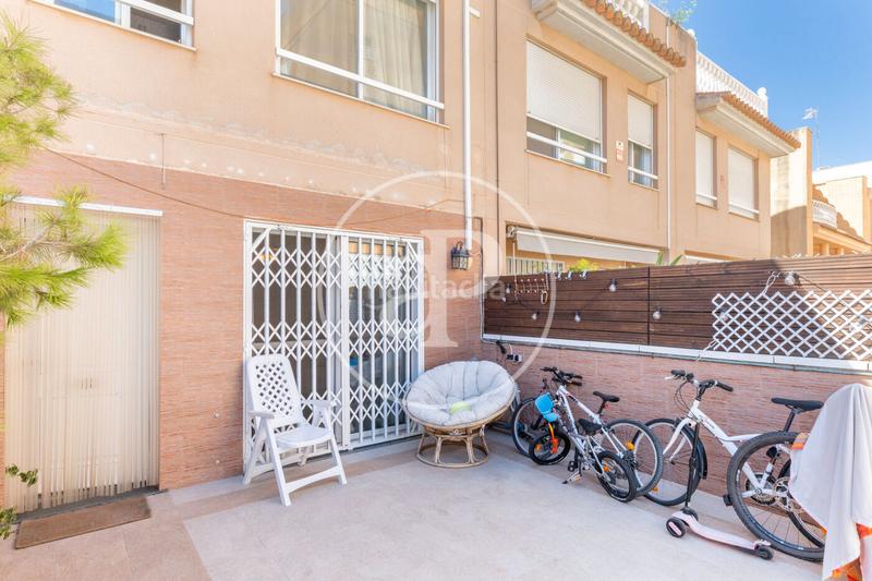 Foto 72f03acc-355b-4f6c-a020-5d426c395311. Maison jumelée avec chauffage parking dans Nuevo Centro Sagunt Foto 72f03acc-355b-4f6c-a020-5d426c395311. Maison jumelée avec chauffage parking dans Nuevo Centro Sagunt