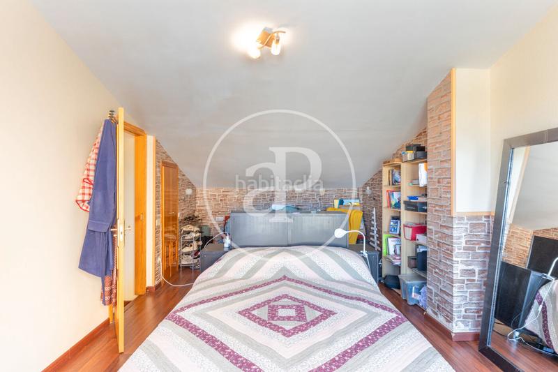 Foto f69b8518-881b-4511-bc86-6eb6d0128724. Maison jumelée avec chauffage parking dans Nuevo Centro Sagunt Foto f69b8518-881b-4511-bc86-6eb6d0128724. Maison jumelée avec chauffage parking dans Nuevo Centro Sagunt