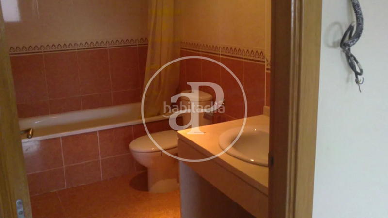 Foto 4de69333-86b9-49b4-bdee-aa48680edc71. Affitto appartamento con riscaldamento parcheggio piscina in Paterna Foto 4de69333-86b9-49b4-bdee-aa48680edc71. Affitto appartamento con riscaldamento parcheggio piscina in Paterna