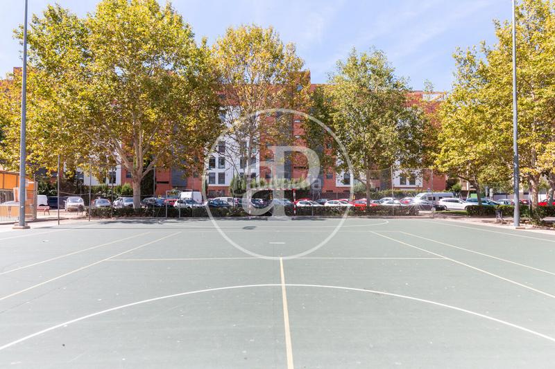 Foto 3a612e8a-8daa-4056-8f0b-0fd627571335. Rent flat with heating parking pool in Valterna Paterna Foto 3a612e8a-8daa-4056-8f0b-0fd627571335. Rent flat with heating parking pool in Valterna Paterna