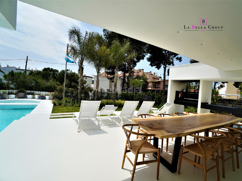 Foto c94361e8-2d8b-4ef2-b2e8-976a2382294a. Casa amb calefacció aparcament piscina a Can Girona - Terramar - Vinyet Sitges Foto c94361e8-2d8b-4ef2-b2e8-976a2382294a. Casa amb calefacció aparcament piscina a Can Girona - Terramar - Vinyet Sitges