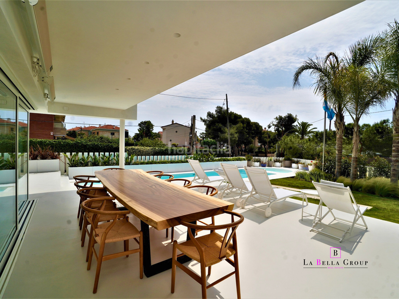 Foto e9a3d382-0219-4f0d-a939-4e4219b5e4cf. Casa amb calefacció aparcament piscina a Can Girona - Terramar - Vinyet Sitges Foto e9a3d382-0219-4f0d-a939-4e4219b5e4cf. Casa amb calefacció aparcament piscina a Can Girona - Terramar - Vinyet Sitges