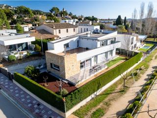 Haus in Calle llibertat 38. Venta en exclusiva casa moderna cerca del centro de santa cristi Haus in Calle llibertat 38. Venta en exclusiva casa moderna cerca del centro de santa cristi