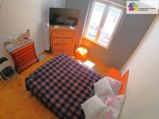 Appartement à San Esteban. Se vende piso cerca de avda. padre isla, con 4 habitaciones, un Appartement à San Esteban. Se vende piso cerca de avda. padre isla, con 4 habitaciones, un