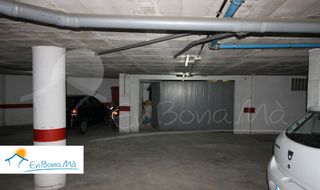 Parking coche en Eugeni d´ors, 25. Parking cerrado- 3 vehículos Parking coche en Eugeni d´ors, 25. Parking cerrado- 3 vehículos
