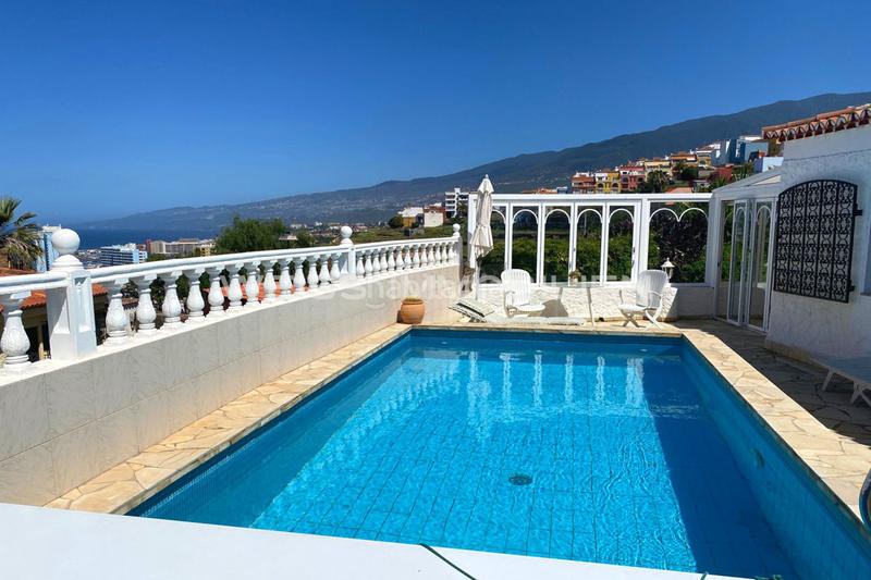 Foto cf47c61d-b26f-4231-98a2-7f9c304f311d. Casa amb aparcament a Longuera - Toscal Realejos (Los) Foto cf47c61d-b26f-4231-98a2-7f9c304f311d. Casa amb aparcament a Longuera - Toscal Realejos (Los)