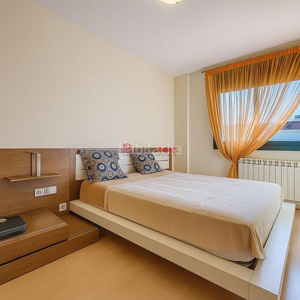 Foto b1b22ee5-62ee-4e63-8652-09460d67e685. Dúplex  de 3 habitaciones con solarium en Centre Sant Pere de Ribes Foto b1b22ee5-62ee-4e63-8652-09460d67e685. Dúplex  de 3 habitaciones con solarium en Centre Sant Pere de Ribes