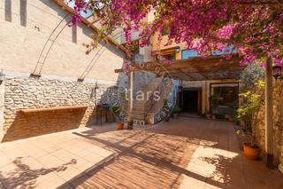 Penthouse Carrer sant joan. Vivienda de tres plantas en la riera de gaià: Penthouse Carrer sant joan. Vivienda de tres plantas en la riera de gaià: