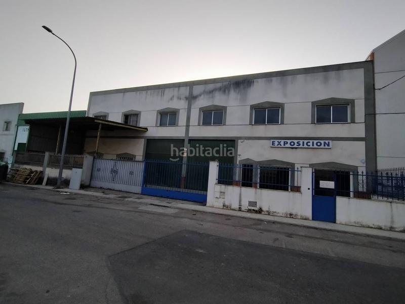 Foto 4ec80ab1-870a-42a3-bf92-70b9be646a6f. Lloguer nau industrial a Cabra Foto 4ec80ab1-870a-42a3-bf92-70b9be646a6f. Lloguer nau industrial a Cabra