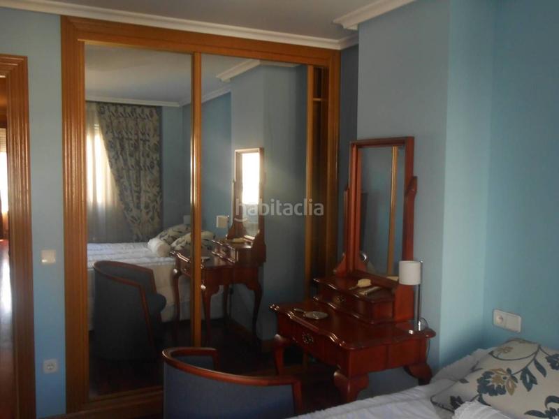 Foto 3b39fce1-1bb0-4150-acf3-941dee0865a3. Pis amb calefacció aparcament a San Claudio - La Chantría León Foto 3b39fce1-1bb0-4150-acf3-941dee0865a3. Pis amb calefacció aparcament a San Claudio - La Chantría León