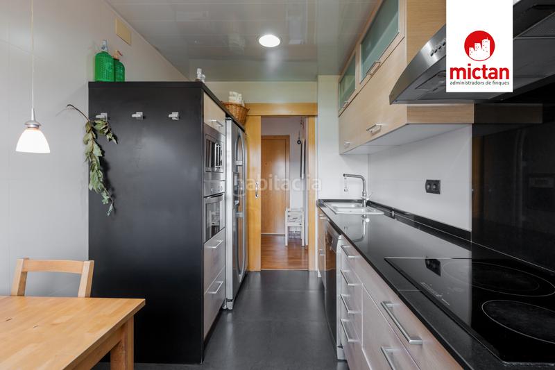 Foto 0d0d84bd-12df-43d9-9972-169f78f59f4a. Attico con riscaldamento parcheggio in Fontsanta-Fatjó Cornellà de Llobregat Foto 0d0d84bd-12df-43d9-9972-169f78f59f4a. Attico con riscaldamento parcheggio in Fontsanta-Fatjó Cornellà de Llobregat