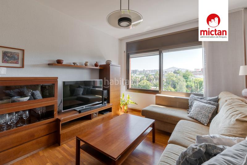 Foto ae906e42-aa7a-4ea8-83af-213cb2cbb252. Attico con riscaldamento parcheggio in Fontsanta-Fatjó Cornellà de Llobregat Foto ae906e42-aa7a-4ea8-83af-213cb2cbb252. Attico con riscaldamento parcheggio in Fontsanta-Fatjó Cornellà de Llobregat