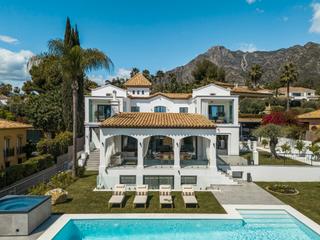 House in Sierra Blanca House in Sierra Blanca