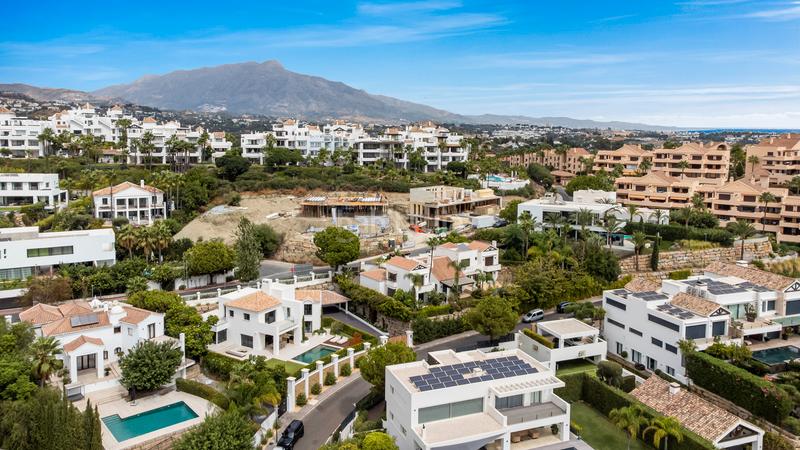 Foto 6c9ad994-24ca-41ca-a0cd-9cdc841ddda7. House with heating parking pool in La Alquería Benahavís Foto 6c9ad994-24ca-41ca-a0cd-9cdc841ddda7. House with heating parking pool in La Alquería Benahavís