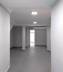 Lloguer Local Comercial a Carmona. Excelente local en alquiler, a escasos metros de la plaza de arr Lloguer Local Comercial a Carmona. Excelente local en alquiler, a escasos metros de la plaza de arr