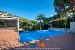 Chalet  Plaça quillat 1. Exclusiva apiàlia costa brava Chalet  Plaça quillat 1. Exclusiva apiàlia costa brava