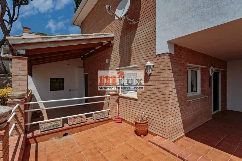 Foto 8da9b4aa-bbc8-4f61-985b-a88df62be2f1. Casa amb aparcament piscina a Urbanitzacions Platja d´Aro Foto 8da9b4aa-bbc8-4f61-985b-a88df62be2f1. Casa amb aparcament piscina a Urbanitzacions Platja d´Aro