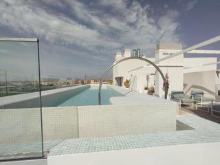 Attique à Benalúa. Atico sin uso frente al mar en el centro de alicante con piscina Attique à Benalúa. Atico sin uso frente al mar en el centro de alicante con piscina