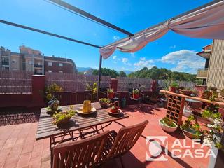 Casa adossada a Sant Pere. Casa de pueblo en el barrio sant pere de tordera con gran potenc Casa adossada a Sant Pere. Casa de pueblo en el barrio sant pere de tordera con gran potenc