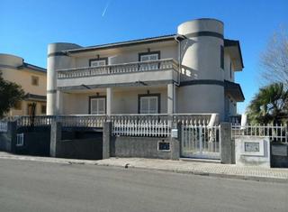 Lloguer Planta baixa D'es segalls 7. Alquiler por temporada, planta baja con jardín y terrazas en pla Lloguer Planta baixa D'es segalls 7. Alquiler por temporada, planta baja con jardín y terrazas en pla