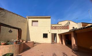 Haus in Sant Iscle de Vallalta. Casa de pueblo en el centro de st. iscle de 6 habitaciones con j Haus in Sant Iscle de Vallalta. Casa de pueblo en el centro de st. iscle de 6 habitaciones con j