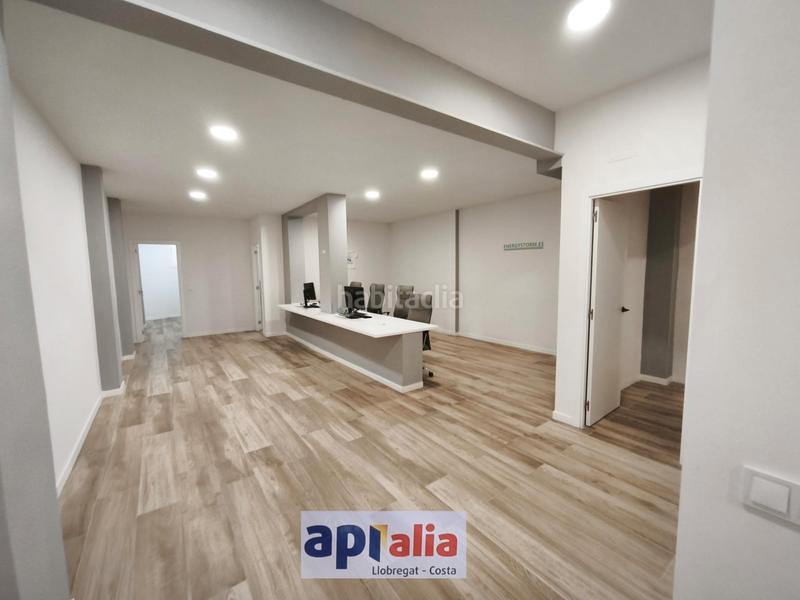Foto ec7cfcac-f3a7-4fd6-b398-d6332b65f7aa. Local comercial a La Plana Esplugues de Llobregat Foto ec7cfcac-f3a7-4fd6-b398-d6332b65f7aa. Local comercial a La Plana Esplugues de Llobregat