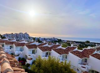 Maison jumelée Calle jaen de calahonda. Fantástico adosado en calahonda con vistas al mar. oportunidad d Maison jumelée Calle jaen de calahonda. Fantástico adosado en calahonda con vistas al mar. oportunidad d
