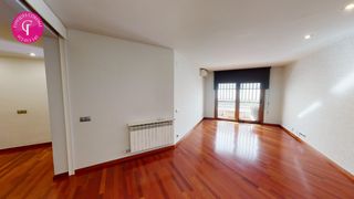 Piso en Carrer rutlla, 216. Luminoso con acabados de calidad Piso en Carrer rutlla, 216. Luminoso con acabados de calidad