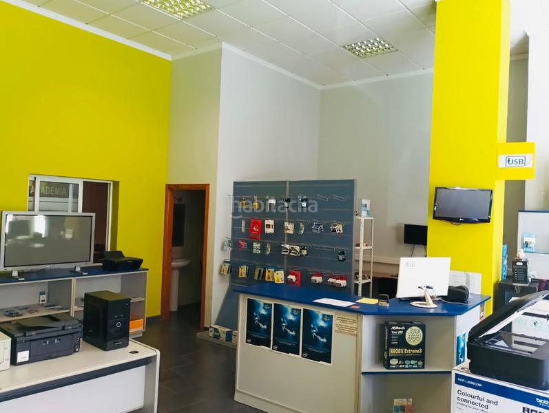 Foto 1b9d2bb5-f45a-4048-bfca-05a1e80ea9b1. Alquiler local comercial nuevo local en alquiler en alquiler en el centro ! en Dénia Foto 1b9d2bb5-f45a-4048-bfca-05a1e80ea9b1. Alquiler local comercial nuevo local en alquiler en alquiler en el centro ! en Dénia