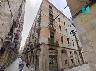 Pis a Raval. Piso en venta en barcelona. Pis a Raval. Piso en venta en barcelona.