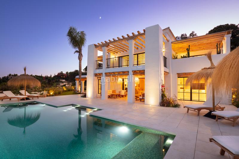 Foto cd77e630-1ba6-4e7e-97a3-17444902b1ba. Casa amb aparcament piscina a El Madroñal Benahavís Foto cd77e630-1ba6-4e7e-97a3-17444902b1ba. Casa amb aparcament piscina a El Madroñal Benahavís