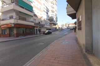 Lloguer Local Comercial a Motril ciudad. Local comercial junto avenida de salobreña Lloguer Local Comercial a Motril ciudad. Local comercial junto avenida de salobreña