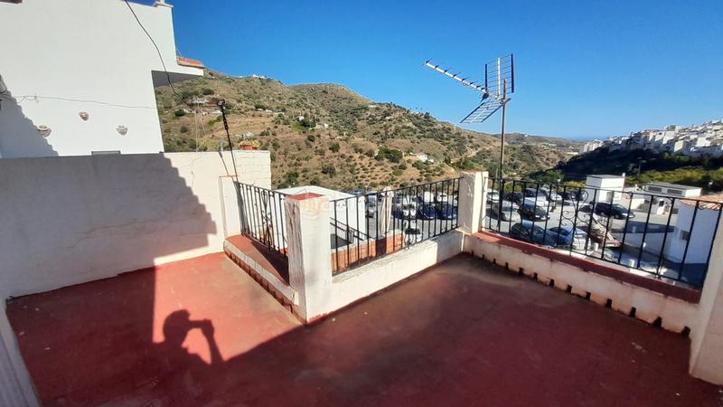 Foto ed0c4a48-f9c3-4214-90ef-80df459c7c52. Casa adosada en calle pontil 78 casa adosada en venta en Torrox Foto ed0c4a48-f9c3-4214-90ef-80df459c7c52. Casa adosada en calle pontil 78 casa adosada en venta en Torrox