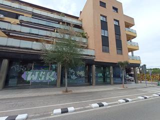 Local commercial à Carrer francesc de vinatea 4. Vendo local acondicionado como gimnasio con 2750m2 Local commercial à Carrer francesc de vinatea 4. Vendo local acondicionado como gimnasio con 2750m2