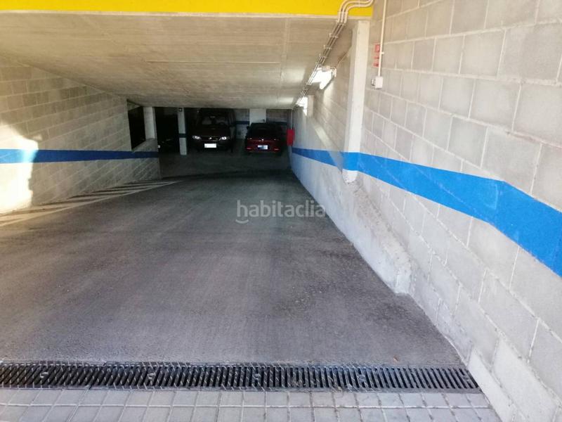 Foto f33fe7d3-6765-4057-858e-a10055cb831f. Aparcament cotxe a rossello 124 a Lledoner Granollers Foto f33fe7d3-6765-4057-858e-a10055cb831f. Aparcament cotxe a rossello 124 a Lledoner Granollers