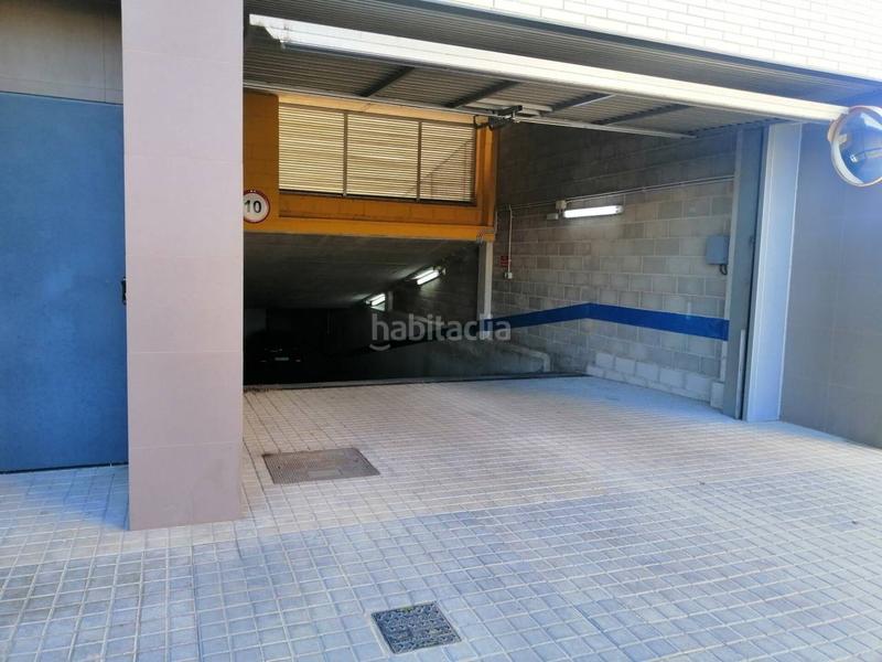 Foto f994271f-8346-4272-a53d-84ed24820044. Aparcament cotxe a rossello 124 a Lledoner Granollers Foto f994271f-8346-4272-a53d-84ed24820044. Aparcament cotxe a rossello 124 a Lledoner Granollers