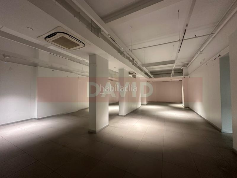 Foto 0e7ef331-6014-45e4-877a-7981e4ee0a72. Alquiler local comercial fantastico local en carrer avinyo en Barcelona Foto 0e7ef331-6014-45e4-877a-7981e4ee0a72. Alquiler local comercial fantastico local en carrer avinyo en Barcelona